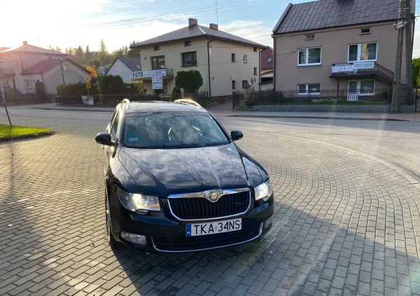 skoda superb Skoda Superb cena 32000 przebieg: 240000, rok produkcji 2011 z Skalbmierz